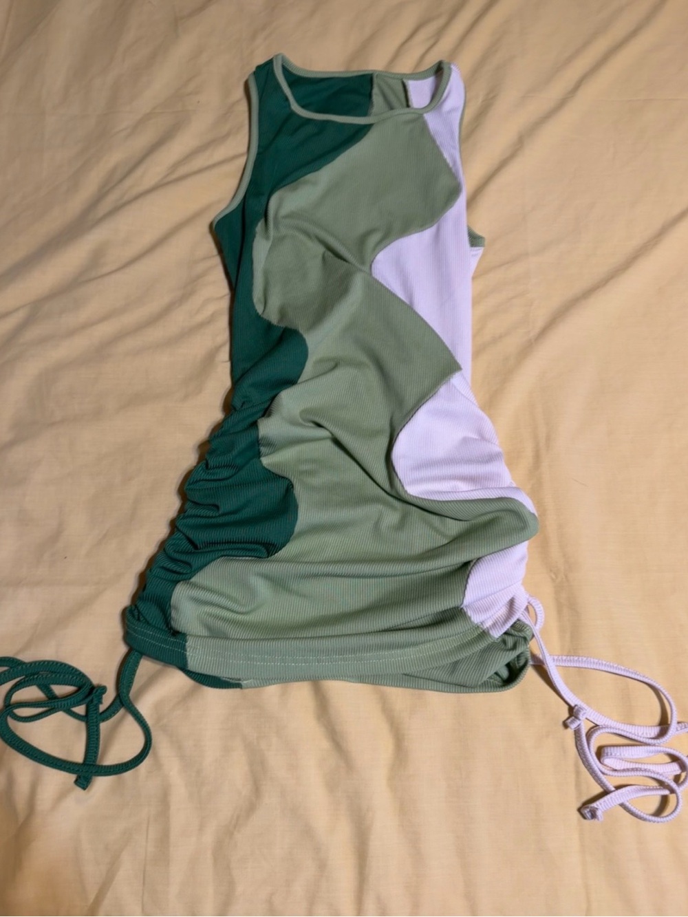Colorblock Green and White Short Dress